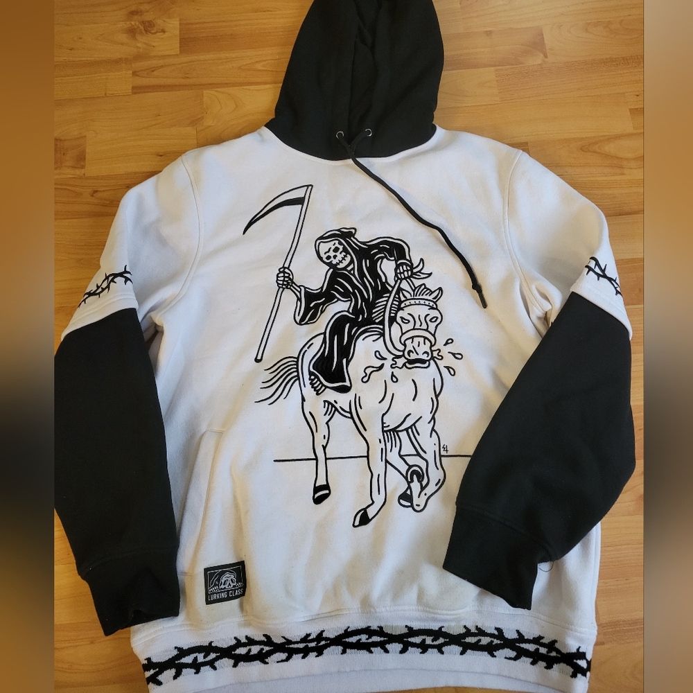 Graphic Reaper Hoodie Sweatshirt - Black & White